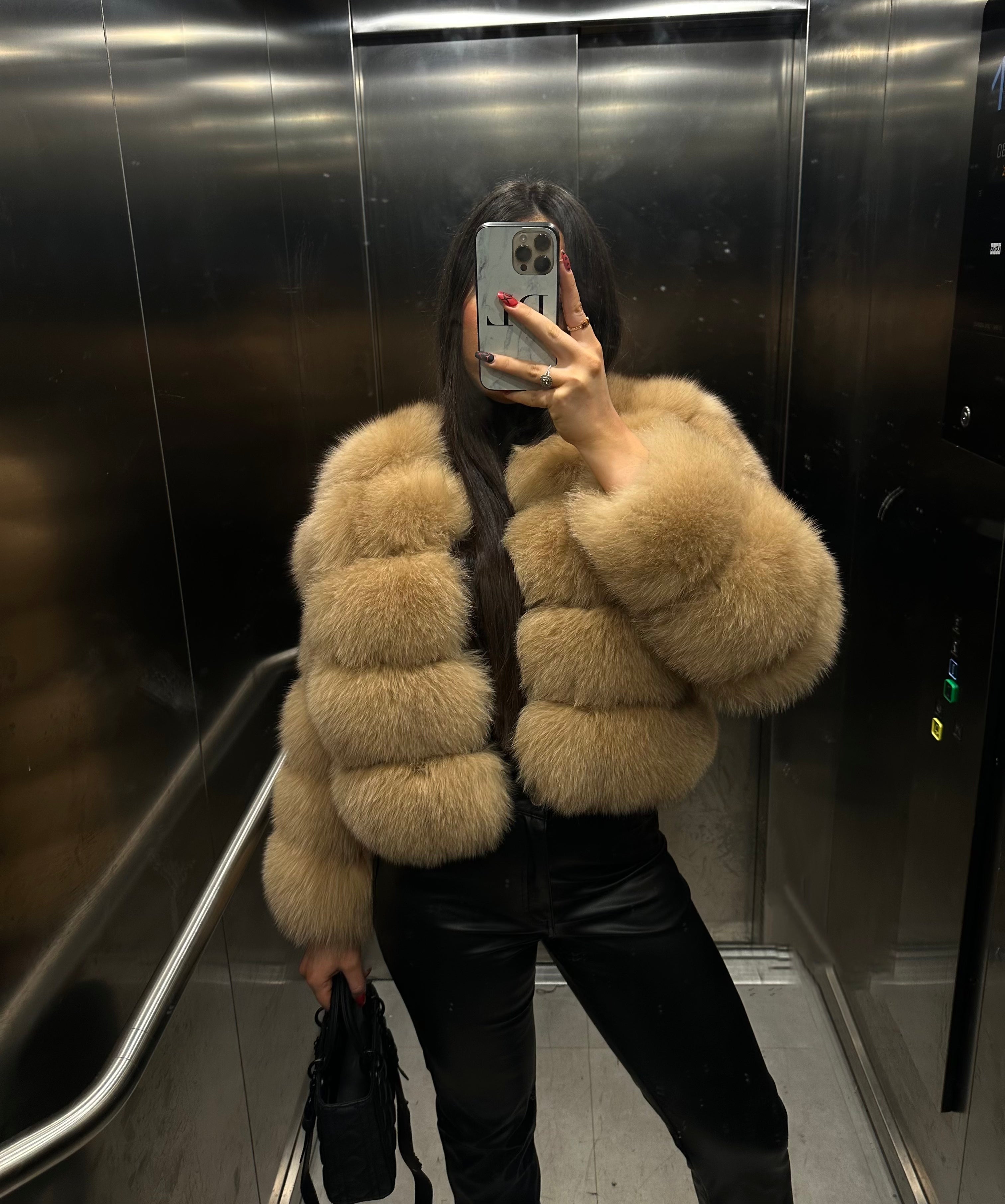 Viktoria | Cropped Fur Coat